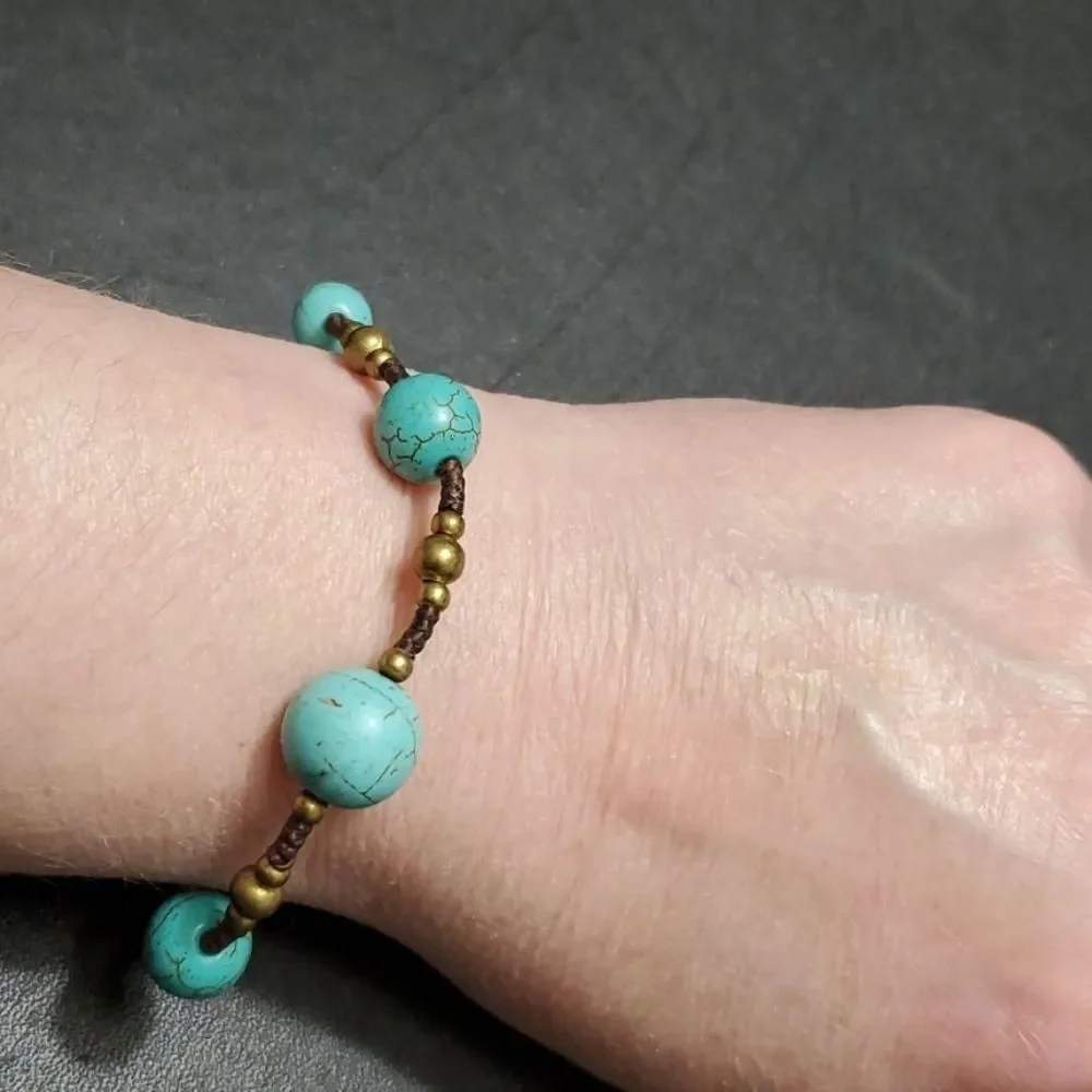 Brown and blue turquoise stone bracelet 6.25